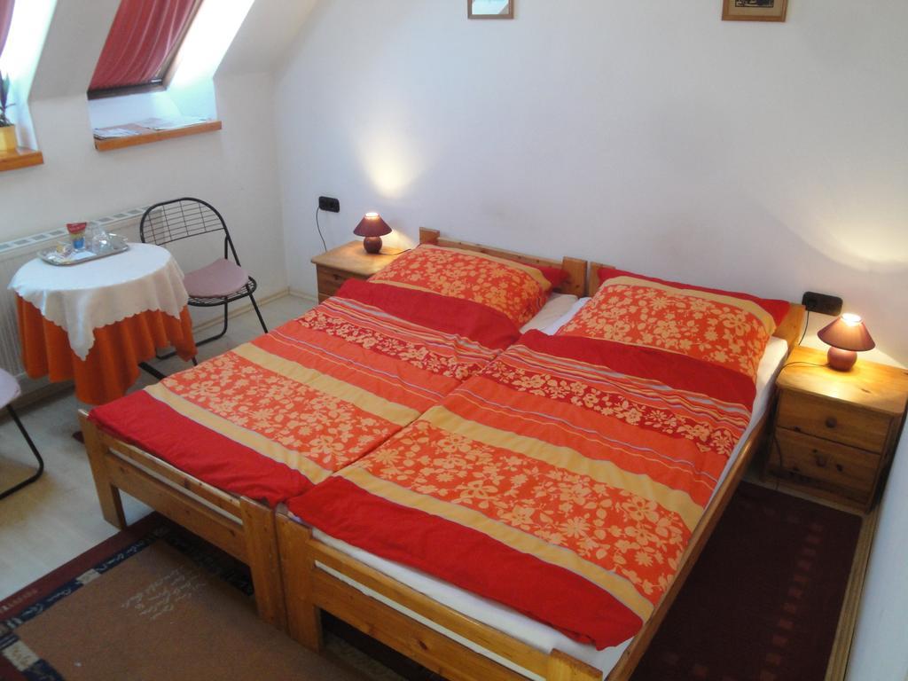 Guest house Ringhofer Vendégház Sopron Camera foto